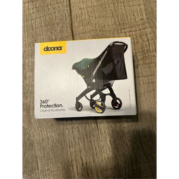 BRAND NEW IN BOX Doona 360° Degree Protection Sun, Wind, and Bug & Carry Bag - Picture 1 of 6